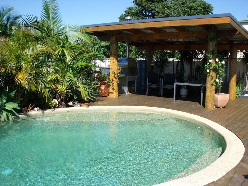 4 Meers Drive, Hallidays Point NSW 2430