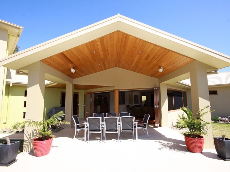 15 Fleeting Place, Tuncurry NSW 2428