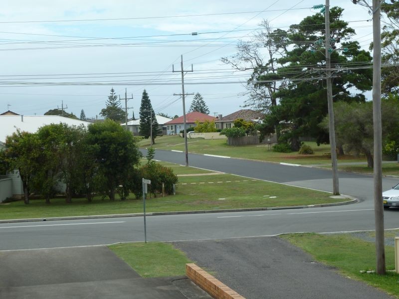 2/24-26 Taree Street ‘Rosemont Units’, Tuncurry NSW 2428