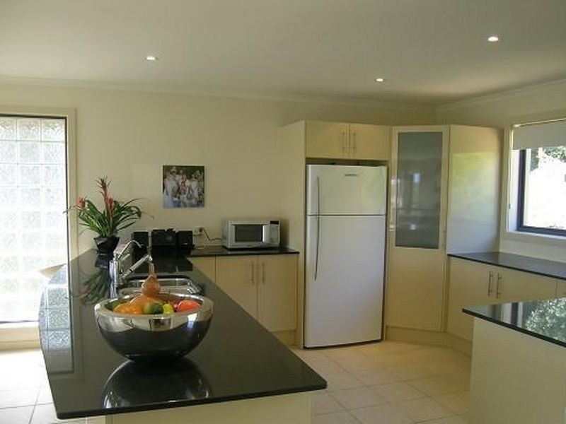 2/3 Michele Crescent, Forster NSW 2428
