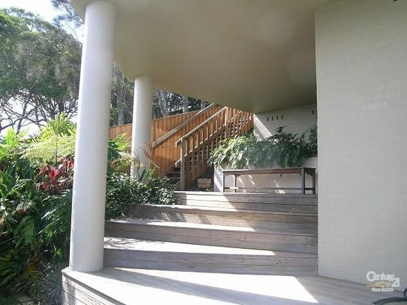 2/3 Michele Crescent, Forster NSW 2428