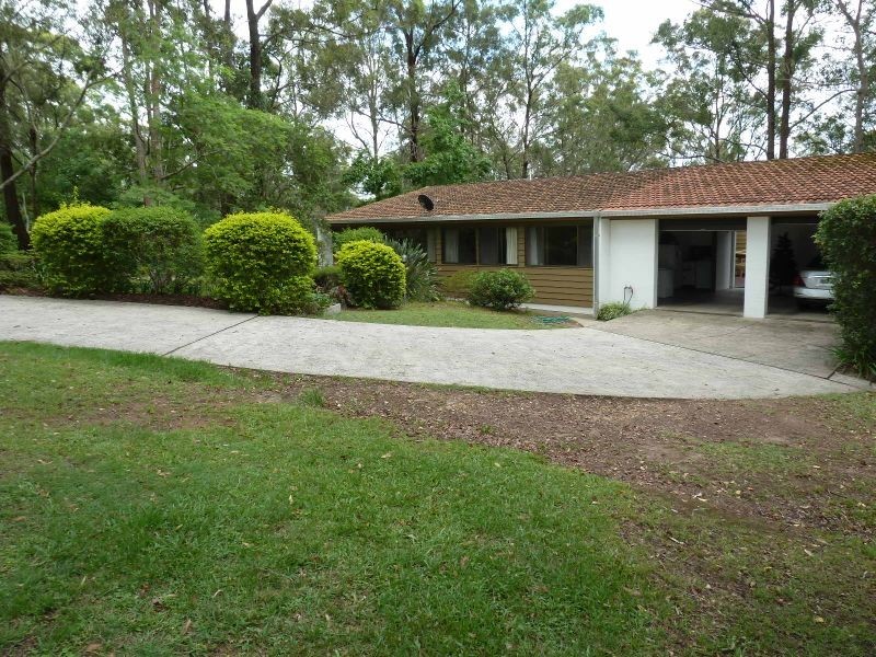 6 Woodlands Drive, Hallidays Point NSW 2430