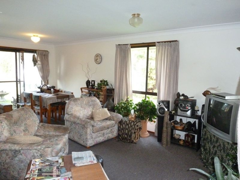 4 Gleneon Drive, Forster NSW 2428