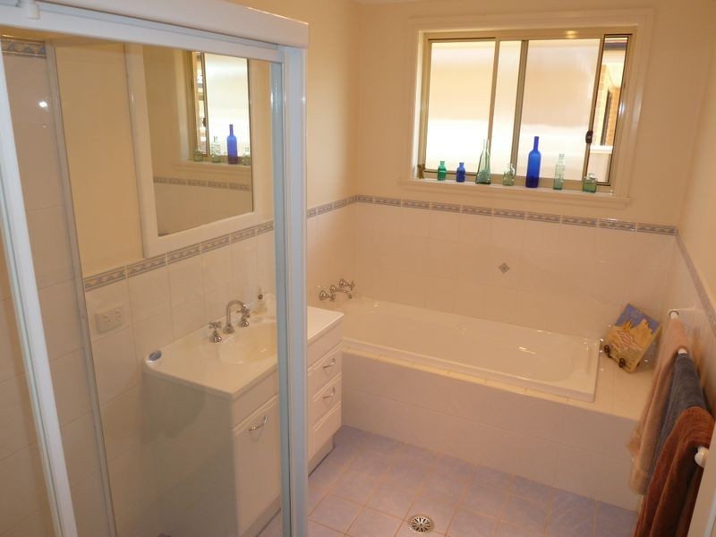 3 Nakara Court, Forster NSW 2428