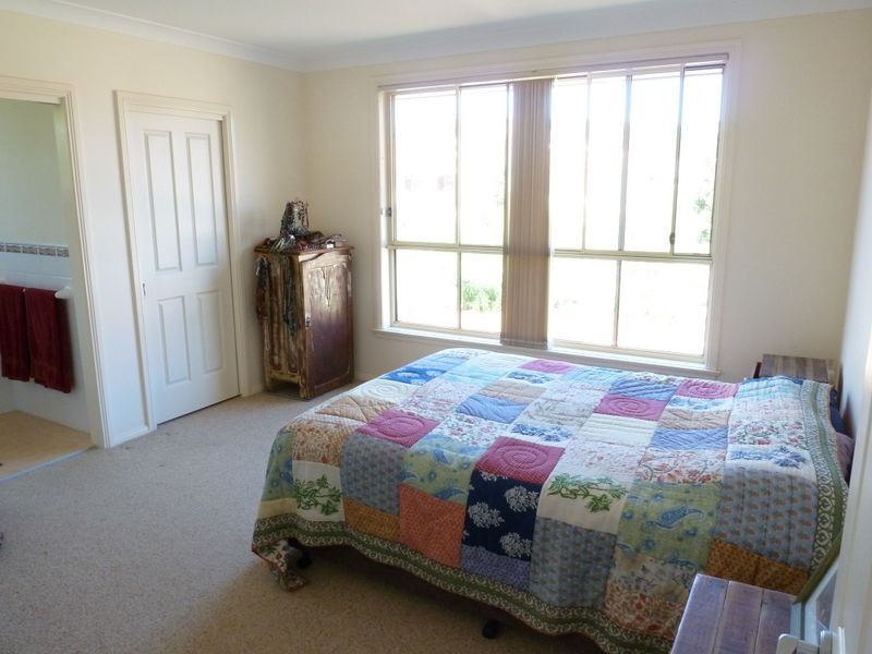 3 Nakara Court, Forster NSW 2428