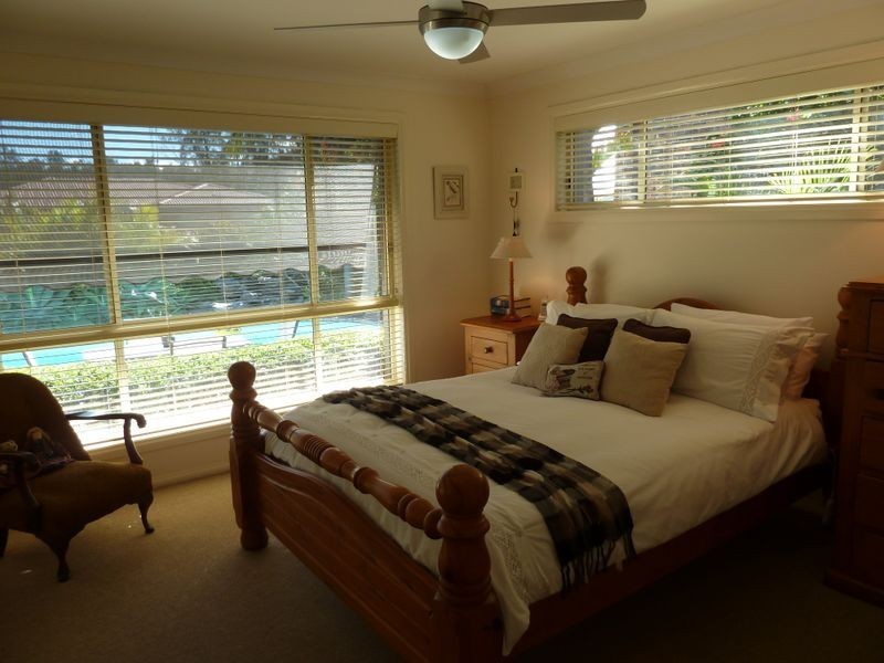 8 Palmway Crescent, Tuncurry NSW 2428