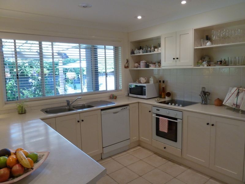 8 Palmway Crescent, Tuncurry NSW 2428