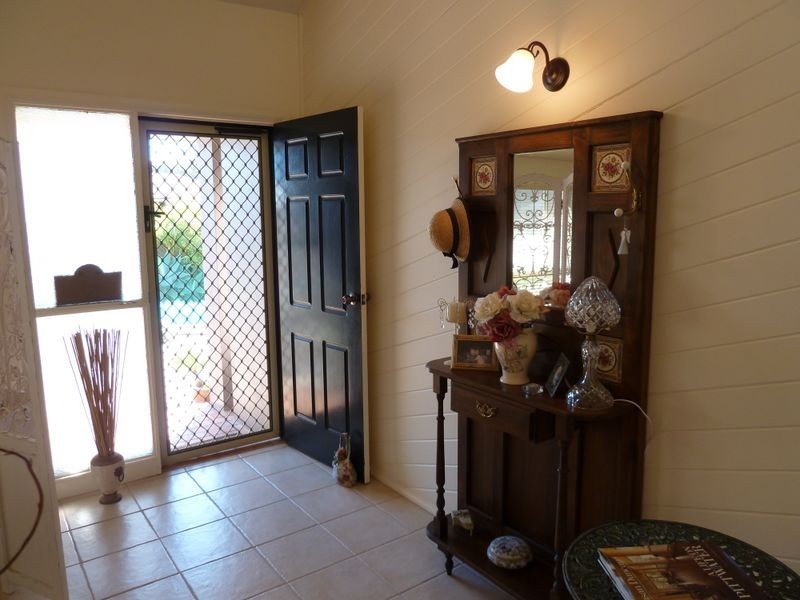 8 Palmway Crescent, Tuncurry NSW 2428