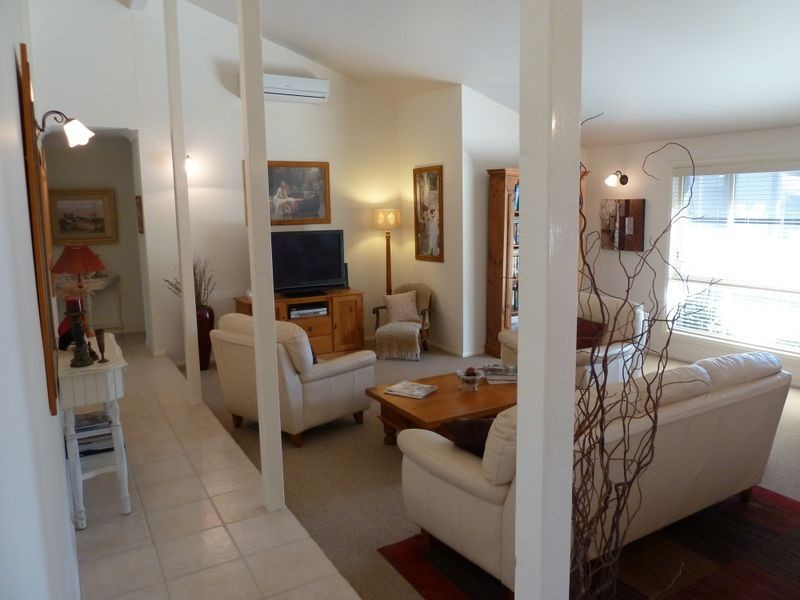 8 Palmway Crescent, Tuncurry NSW 2428