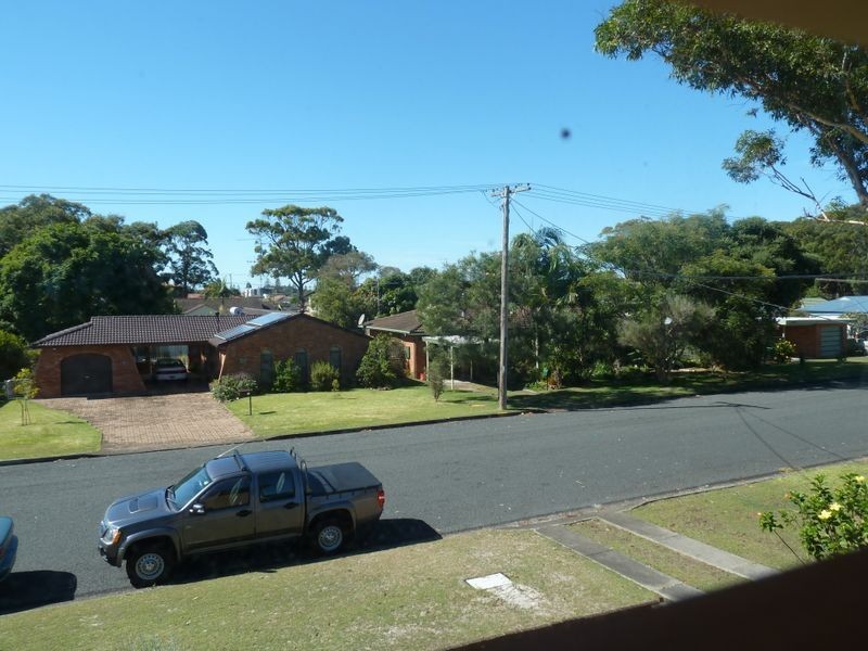2/10 Cape Street, Tuncurry NSW 2428