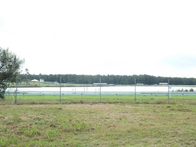 35 Chapmans Road, Tuncurry NSW 2428