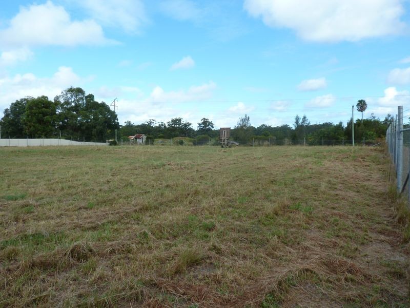 35 Chapmans Road, Tuncurry NSW 2428