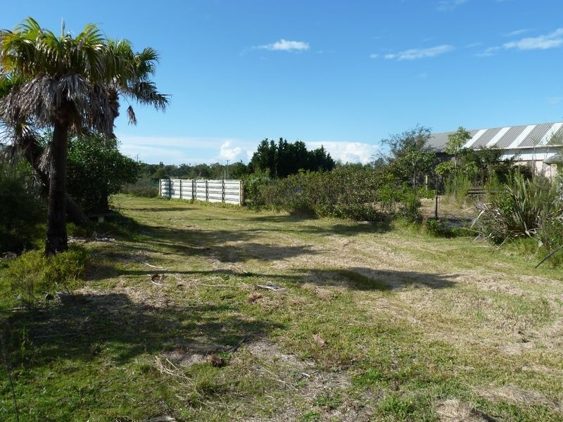37 Chapmans Road, Tuncurry NSW 2428
