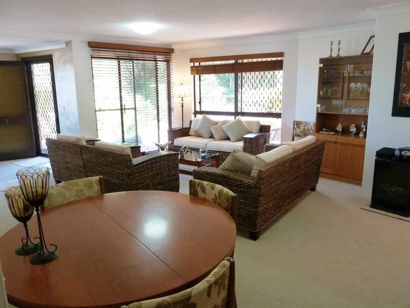 1/72 Little Street ‘Renas Court’, Forster NSW 2428