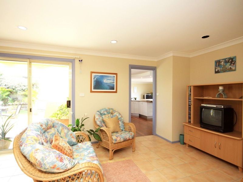 25 Palm Road, Forster NSW 2428