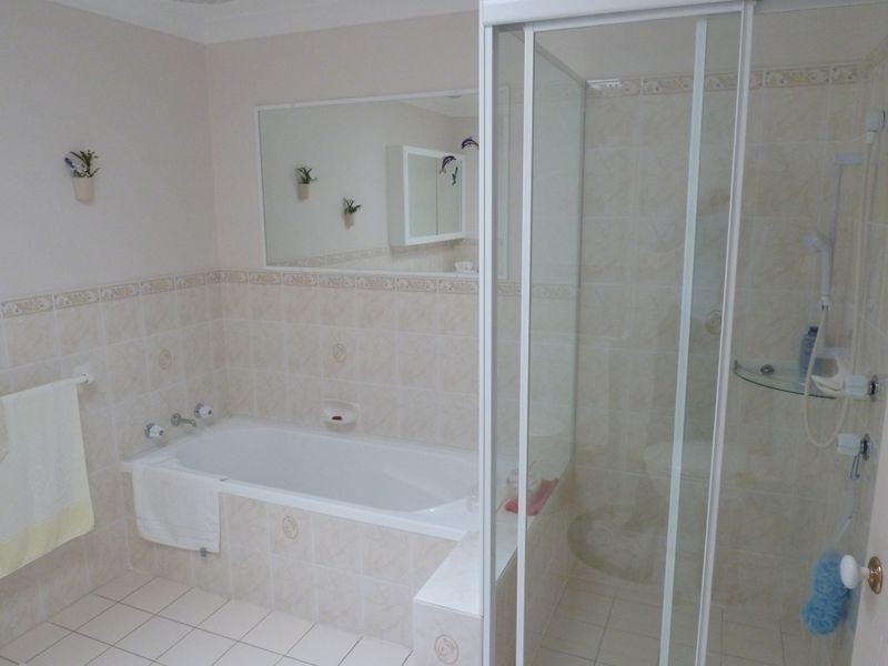 2/7 Burke Close, Forster NSW 2428