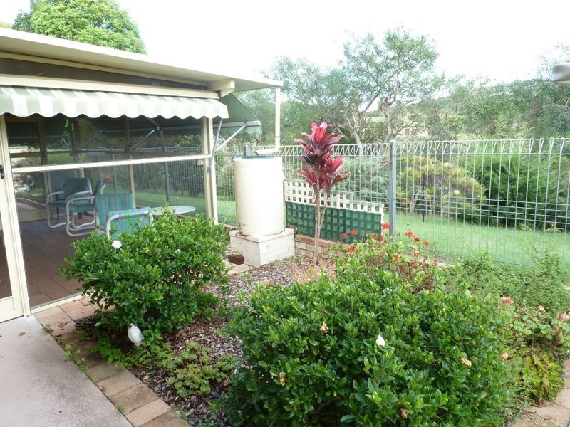 2/7 Burke Close, Forster NSW 2428