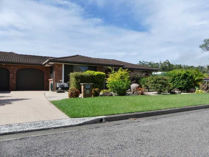 1/1 Aurum Place, Forster NSW 2428