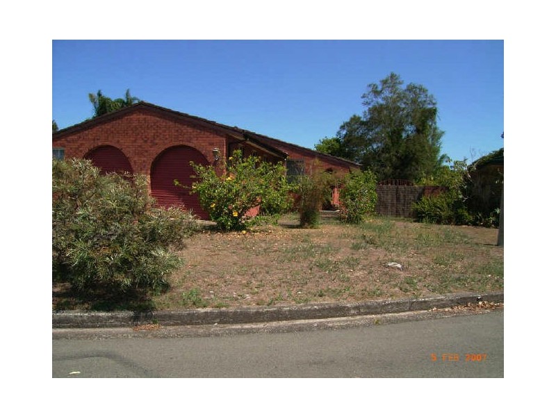 11 Treeview Place, Forster NSW 2428