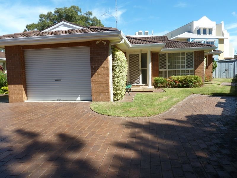 3/4 Heath Avenue, Tuncurry NSW 2428