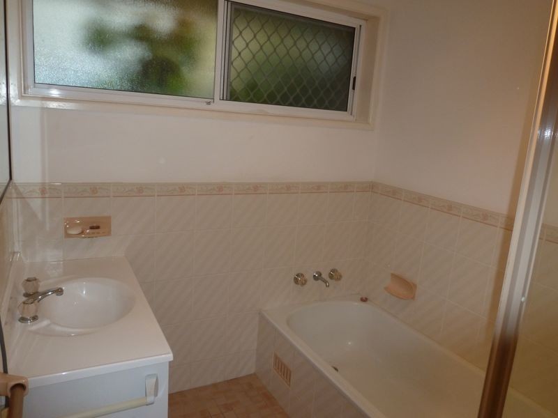 3/4 Heath Avenue, Tuncurry NSW 2428