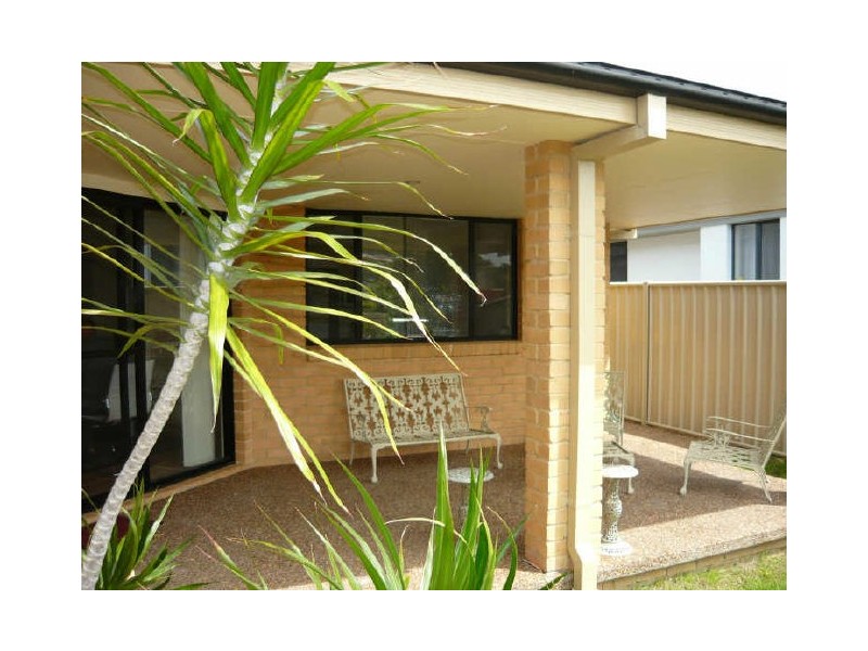 1/40 Nuwarra Circuit, Forster NSW 2428