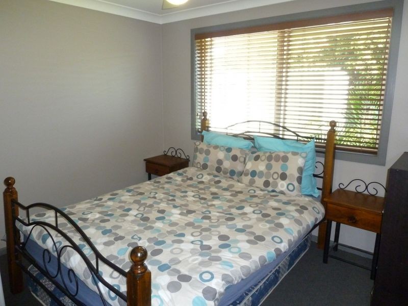 35 Grandis Drive, Tuncurry NSW 2428