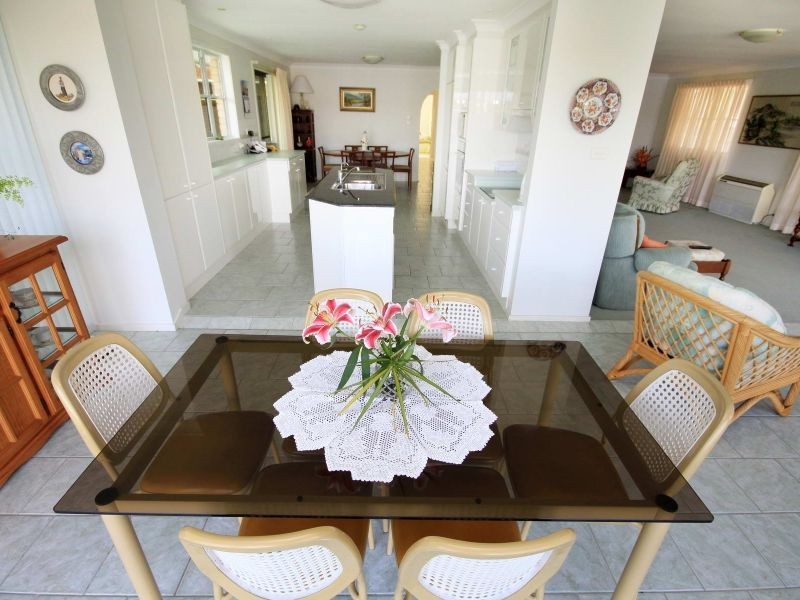 68 Taree Street, Tuncurry NSW 2428