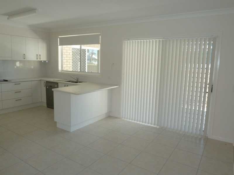 1/23 Robina Grove, Forster NSW 2428