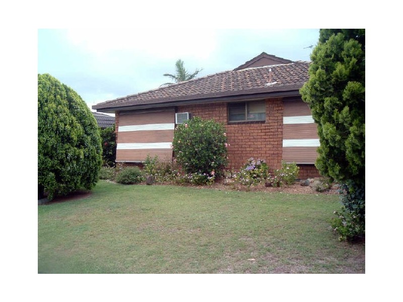 1/4 Cross Street, Forster NSW 2428