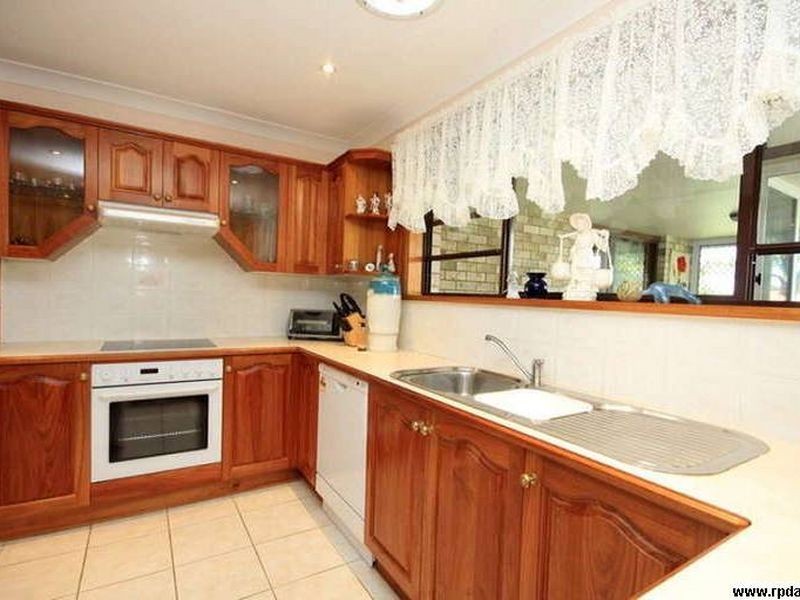 8 Wyuna Place, Forster NSW 2428
