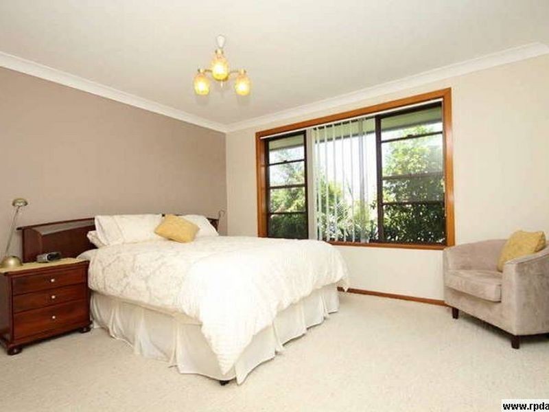 8 Wyuna Place, Forster NSW 2428