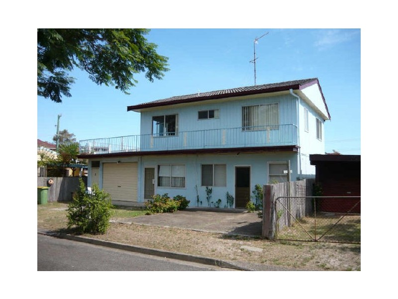 1/2 Manning Lane, Tuncurry NSW 2428