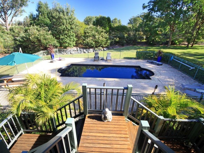 11 Riverview Place, Tuncurry NSW 2428