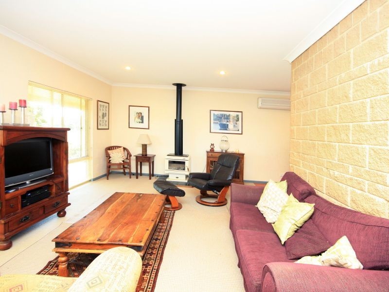 15 Laurina Drive, Failford NSW 2430