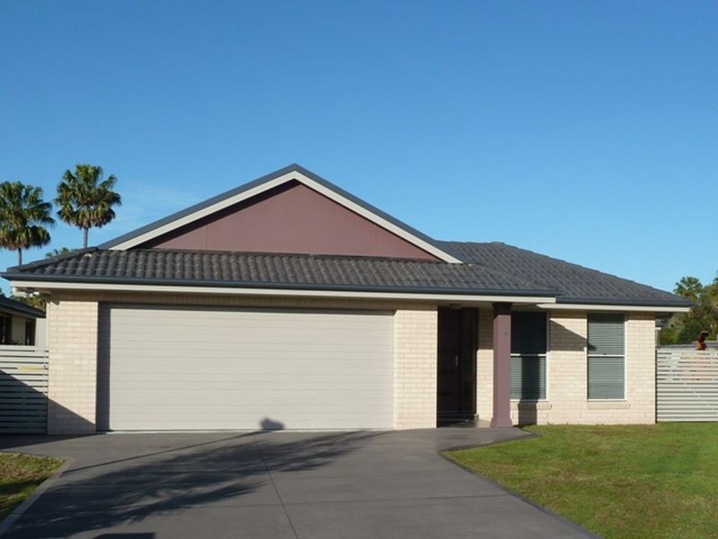 28 Parkway Grove, Tuncurry NSW 2428