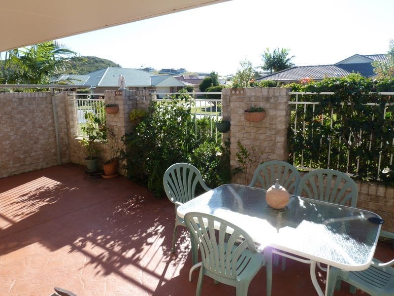 1/3 Ballingal Way, Forster NSW 2428