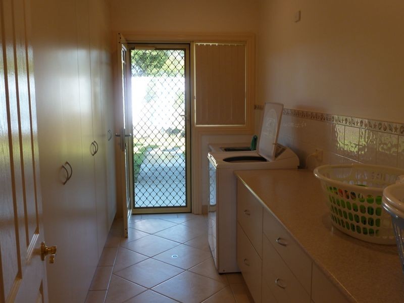 100 Treeview Drive, Rainbow Flat NSW 2430