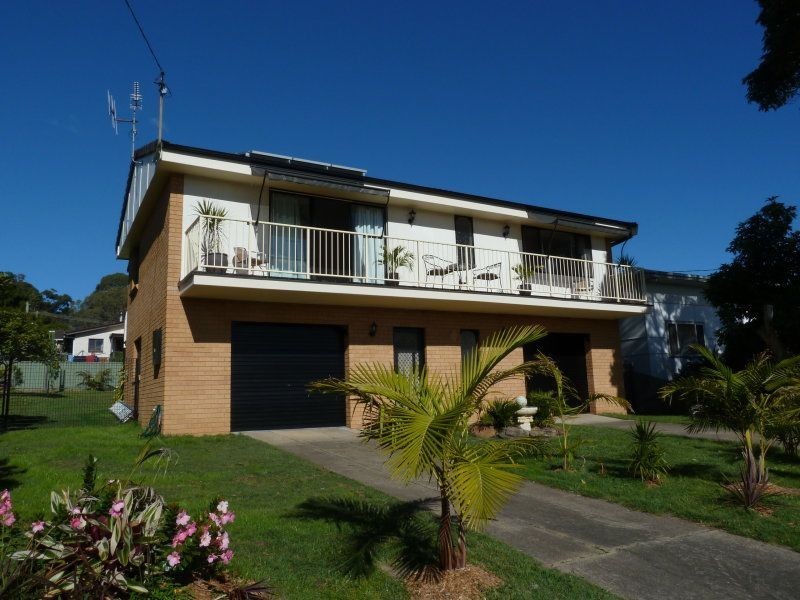 62 Strand Street, Forster NSW 2428