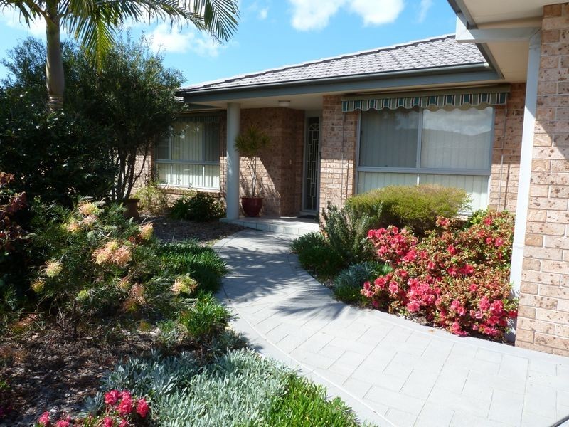 6 Areca Court, Forster NSW 2428