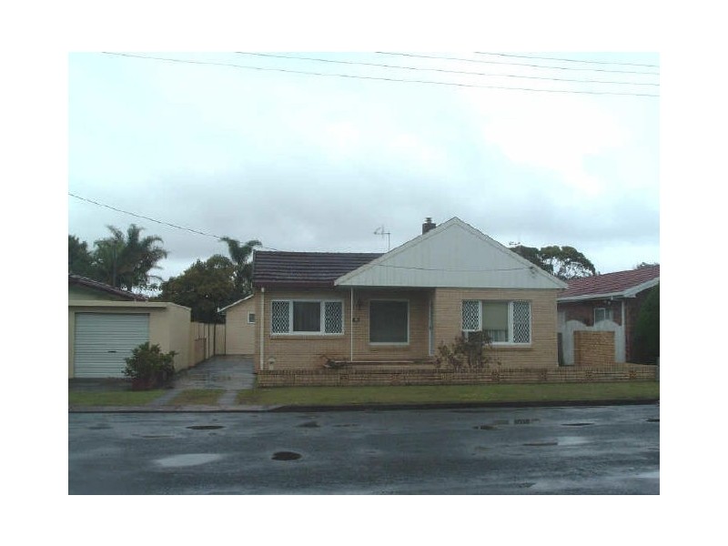 24 Bruce St, Forster NSW 2428