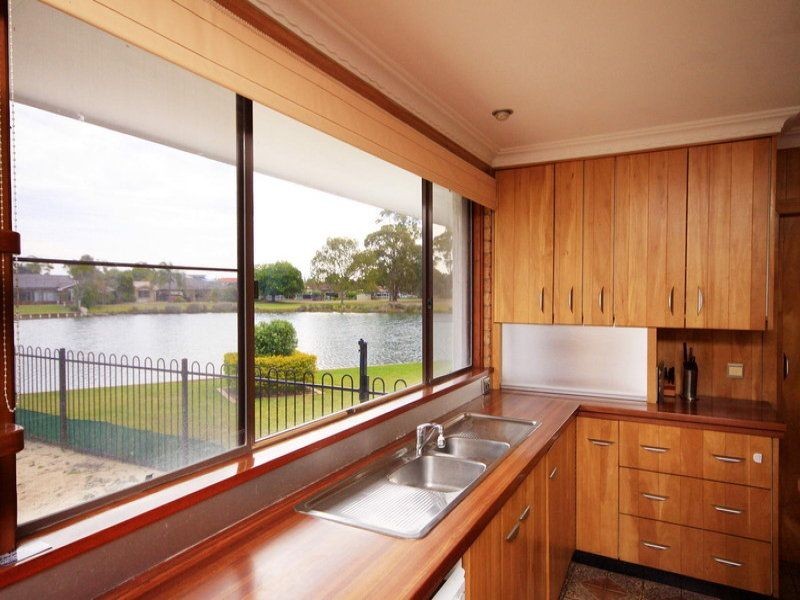 10 Sunset Place, Tuncurry NSW 2428