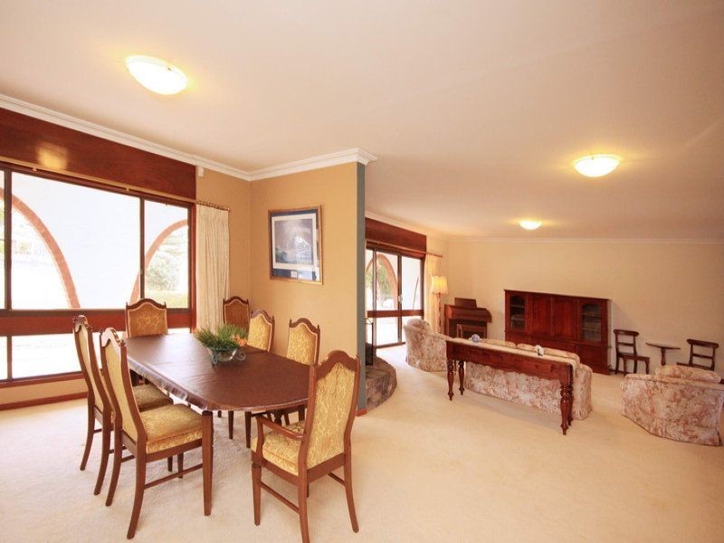 10 Sunset Place, Tuncurry NSW 2428
