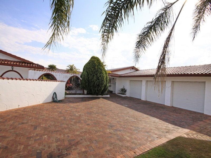 10 Sunset Place, Tuncurry NSW 2428