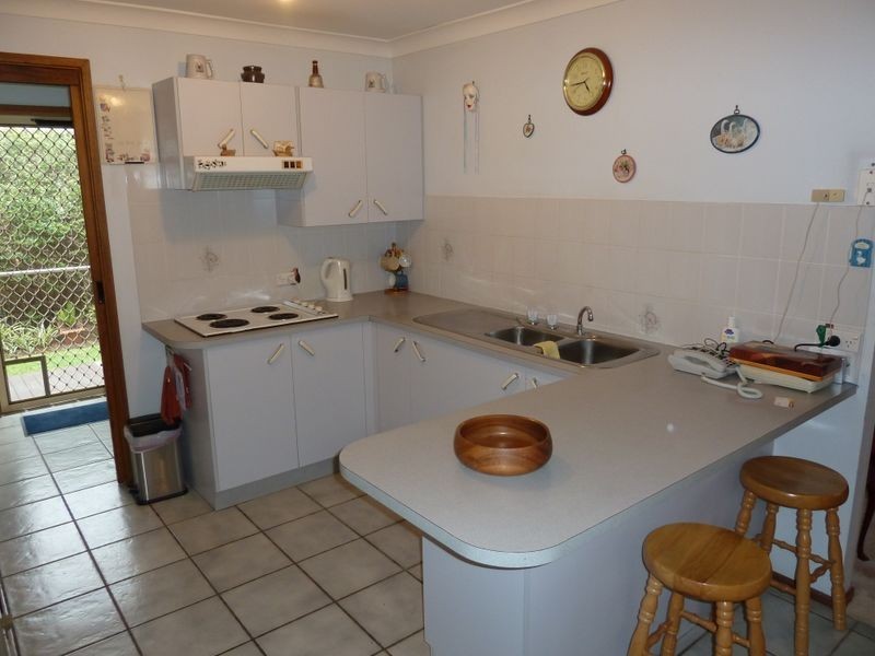 2/60 Hind Avenue, Forster NSW 2428