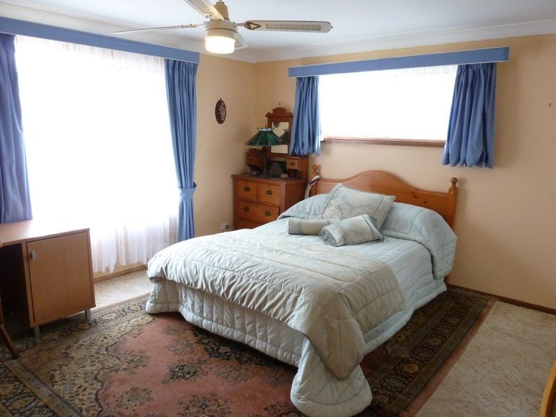 2/12 Heath Avenue, Tuncurry NSW 2428