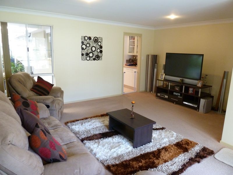 7 Guy Avenue, Forster NSW 2428