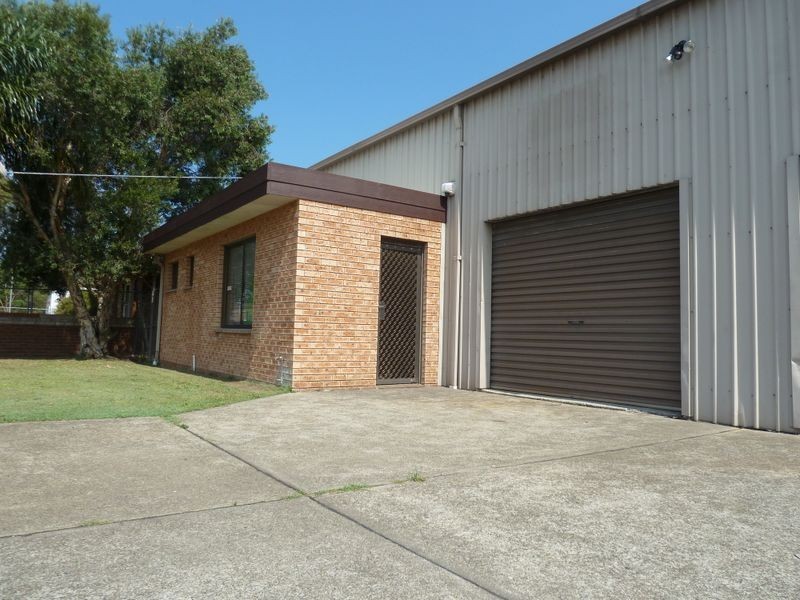 8 Boona Street, Forster NSW 2428