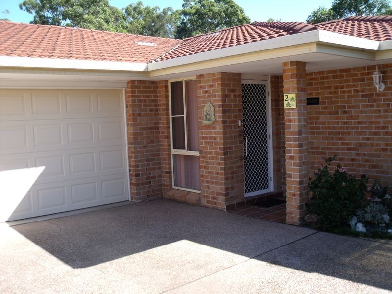 2/10 Oasis Parade, Tuncurry NSW 2428