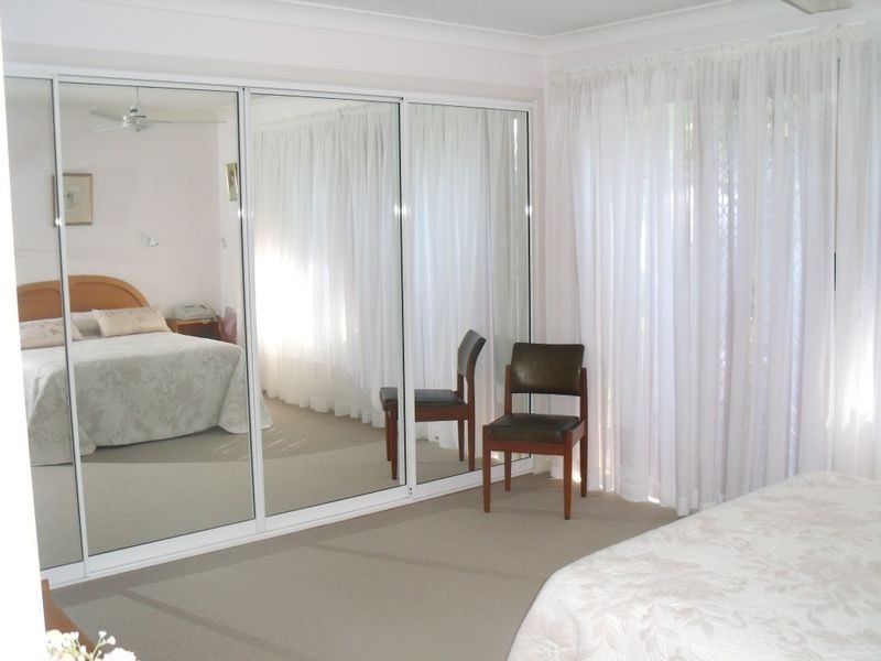 2/10 Oasis Parade, Tuncurry NSW 2428